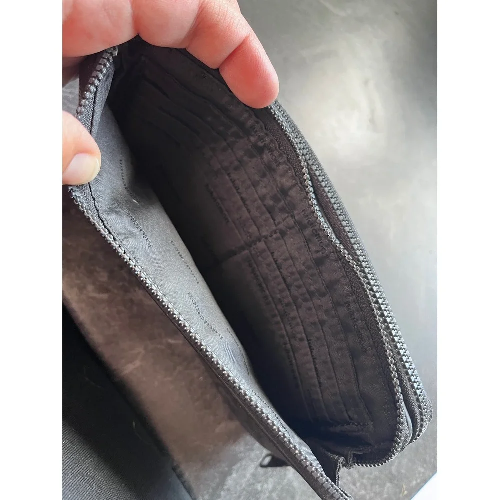 Lululemon Double Zip Wristlet Gray‎ Black Camo Print Travel Wallet Clutch Pouch